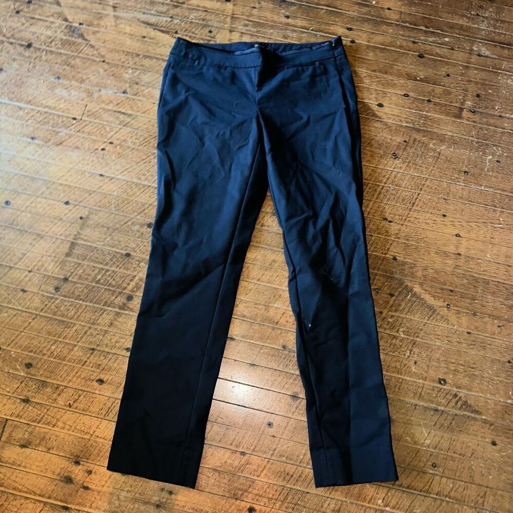 White House Black Market perfect form slim leg 4R slacks